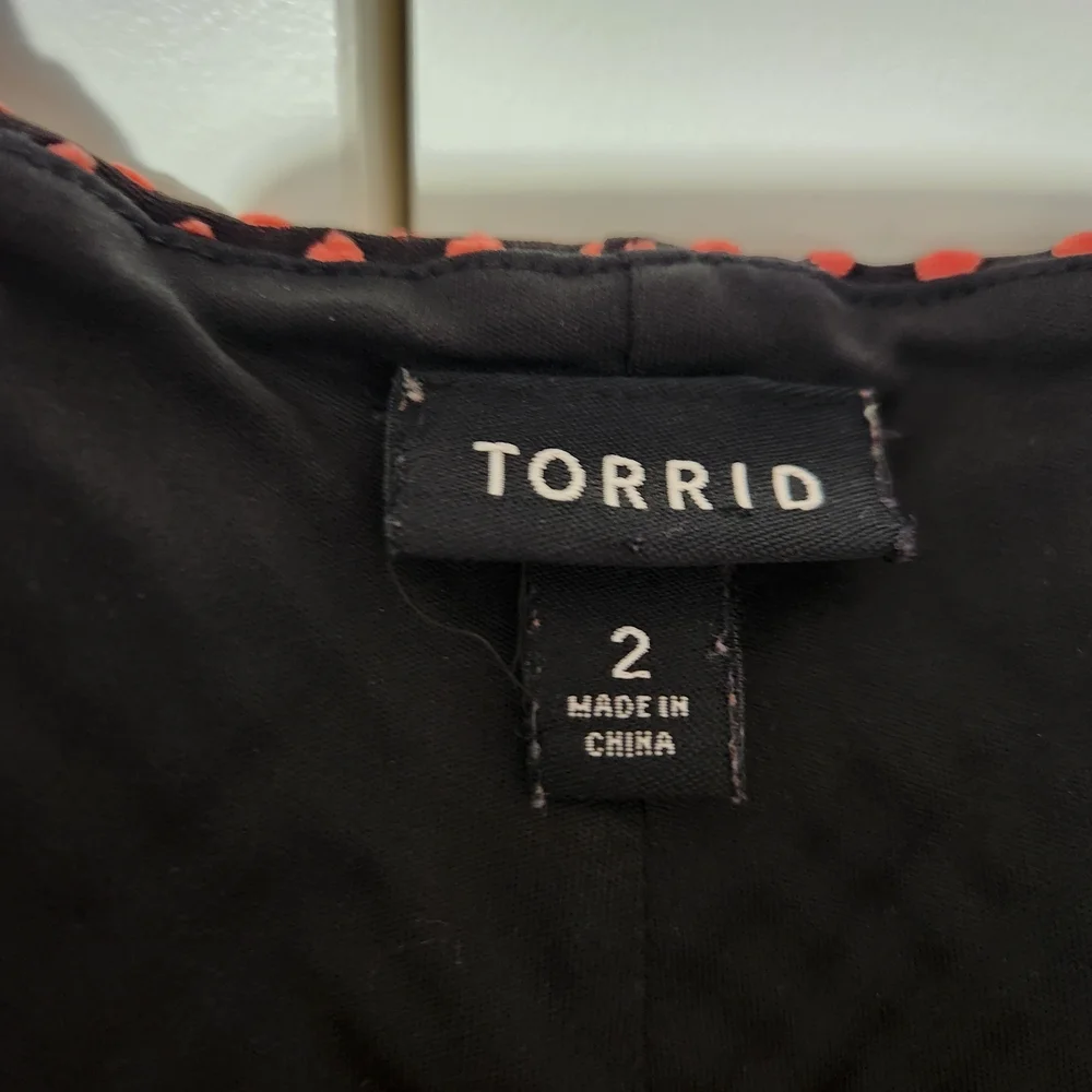 Torrid Coral and Black Patterned Skater Dress - Picture 2 of 4